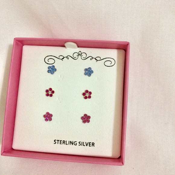 Children's Sterling Silver Flower Earrings - Picture 3 of 3